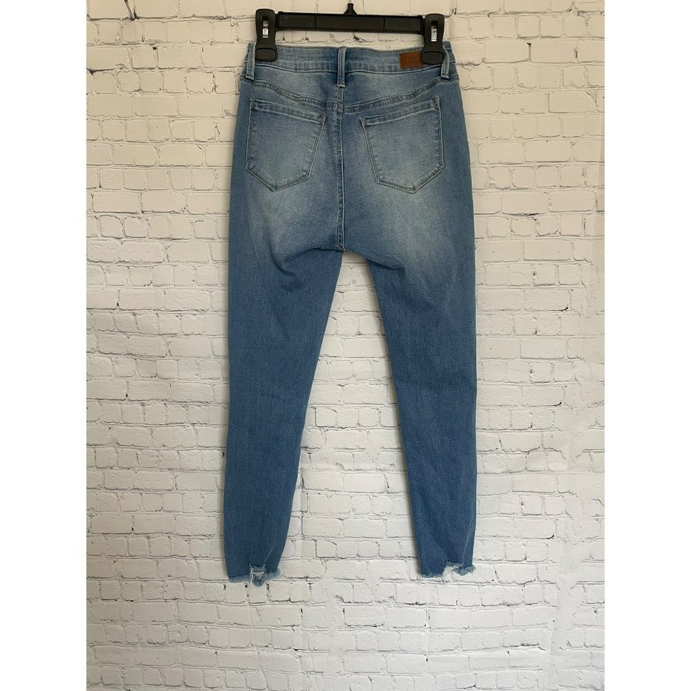 Women's Simple Society Distressed Medium wash Blue jeans size 5/27 - Picture 2 of 8